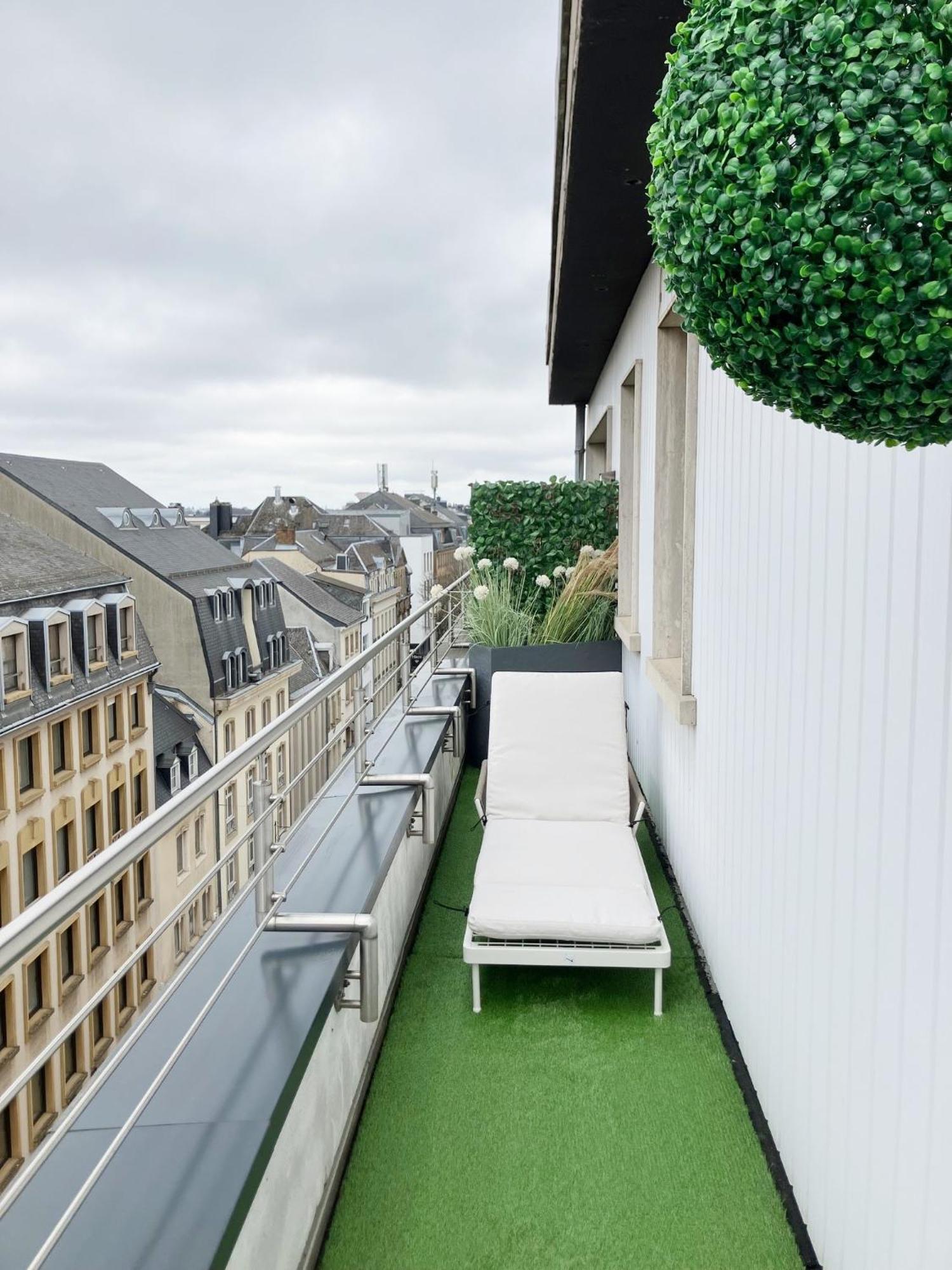 Apartamento Unique Penthouse Terrasse Privative 1-4 Personnes A Cote De Louis Vuitton *